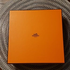 Hermes Box